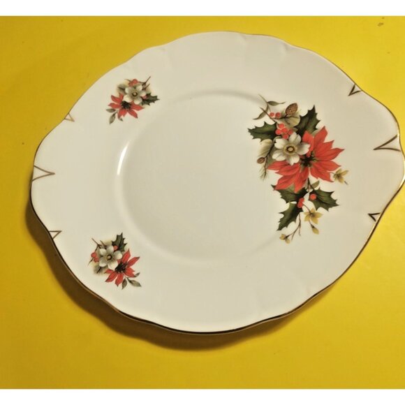 Sadler 3975 Christmas Poinsettia Lugged Cake Serving Plate - Picture 8 of 8